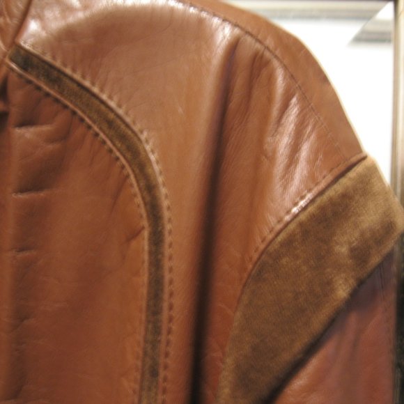 Men's Leather Jacket - Picture 4 of 6